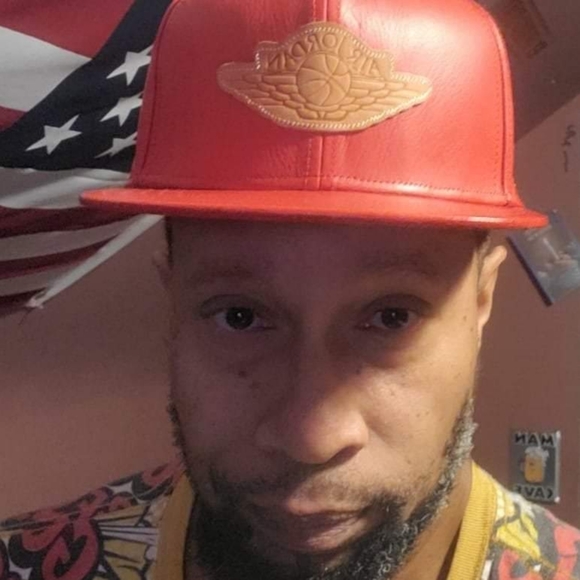 Meet your Posher, Willie - Picture 1 of 4